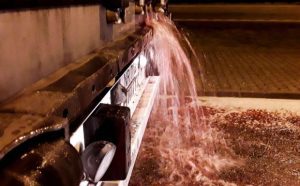 Автоновини: у Норвегії штрафуватимуть фури за воду з риби