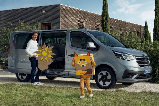Авто новини: Renault Trafic став комфортнішим і безпечнішим