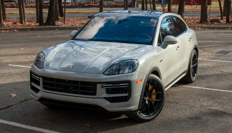 2024-porsche-cayenne-turbo-e-hybrid