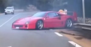 В Монако розбили легендарний Ferrari F40 (відео)