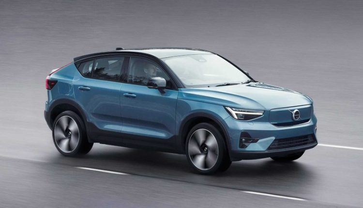 Volvo перейменовує електрокари та ставить C40 Recharge на паузу