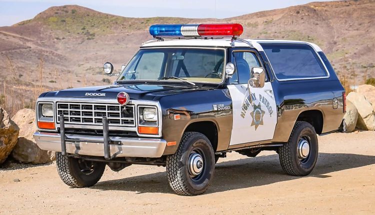 Легендарного Dodge Ramcharger 1982 року виставлено на аукціон