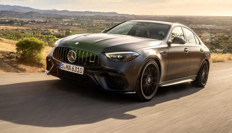 Mercedes-Benz готує новий двигун для моделі AMG C43 та C63