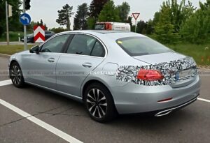 Mercedes-Benz C-Class 2026 отримає значні технічні оновлення