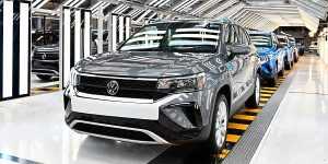 Volkswagen зупиняє виробництво Golf через дефіцит чипів