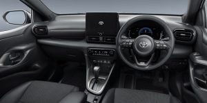 Повернення механіки та нові дисплеї: Toyota оновила Yaris та Yaris Cross — свіжі автоновини